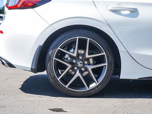 Used 2023 Honda Civic Sport Touring image 8