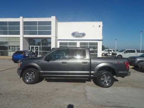 Used 2018 Ford F150 XLT image 1