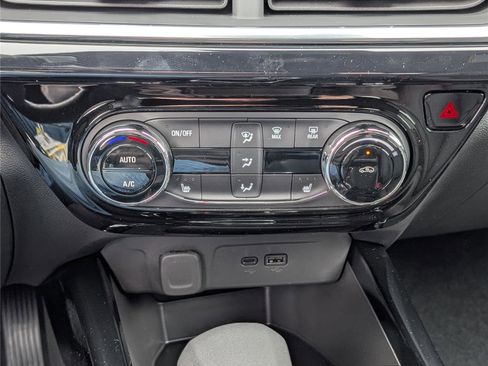 New 2026 Chevrolet Trax RS image 23