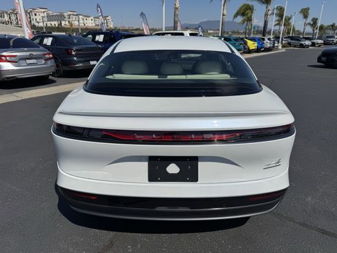 Used 2024 Lucid Air Touring AWD/4WD image 9