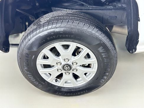 Used 2024 Toyota Tacoma SR5 image 36