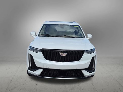 Used 2022 Cadillac XT6 Sport w/ Platinum Package AWD/4WD image 9