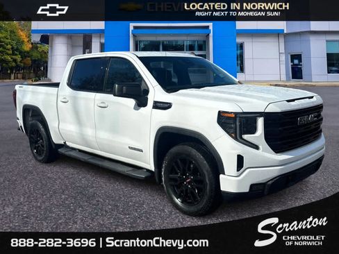 Certified 2022 GMC Sierra 1500 Elevation w/ LPO, Elevation Black Package image 3