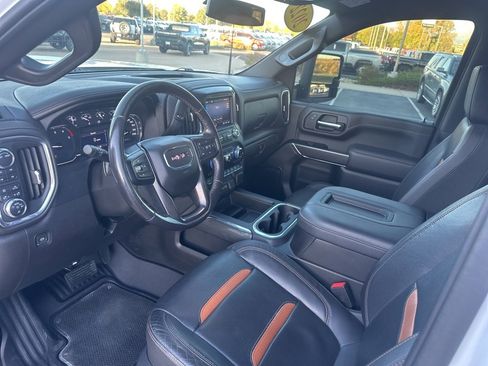 Used 2022 GMC Sierra 2500 AT4 image 14