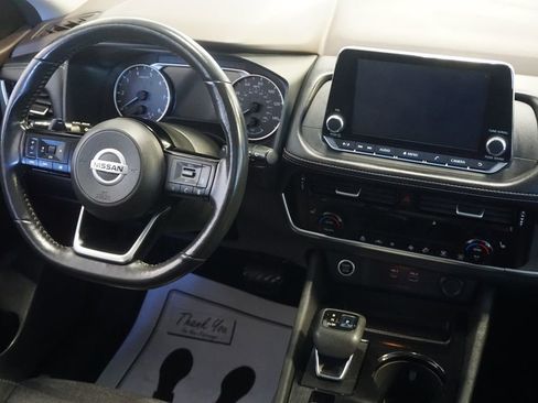 Used 2021 Nissan Rogue SV image 30