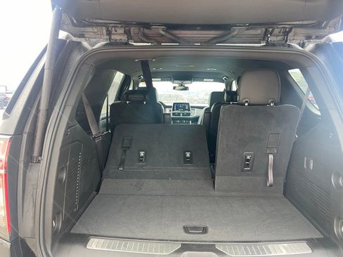 Used 2021 Chevrolet Tahoe Z71 image 19