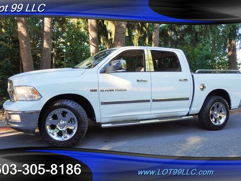 Used 2011 RAM 1500 Laramie AWD/4WD image 5