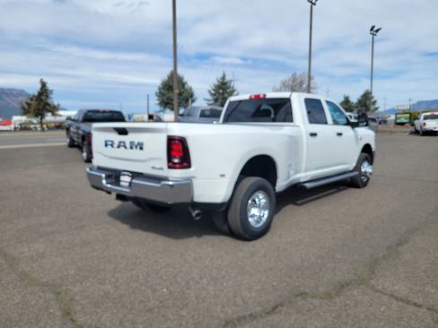 New 2026 RAM 3500 Tradesman AWD/4WD image 3