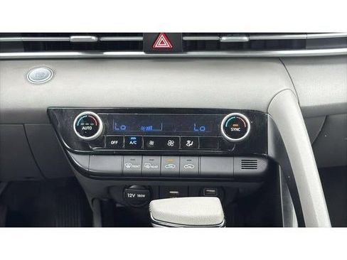 Used 2023 Hyundai Elantra SEL FWD image 24