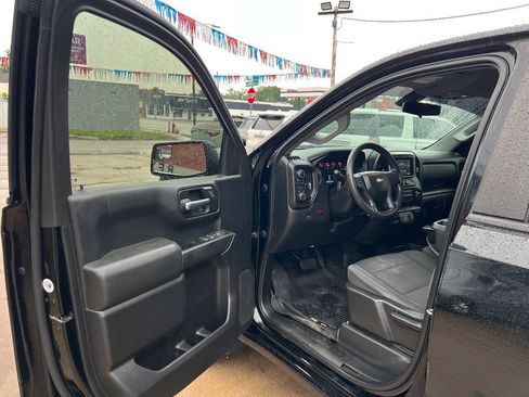 Used 2020 Chevrolet Silverado 1500 W/T w/ WT Fleet Convenience Package AWD/4WD image 9