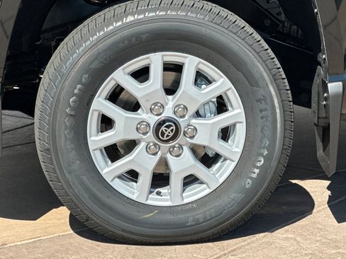 New 2026 Toyota Tacoma SR5 AWD/4WD image 32