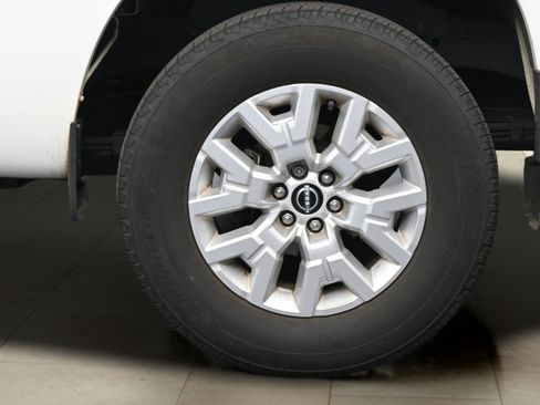 Certified 2024 Nissan Frontier SV w/ SV Convenience Package RWD image 20