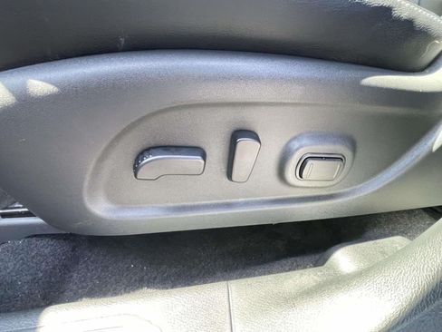 Used 2024 Nissan Murano SL FWD image 16