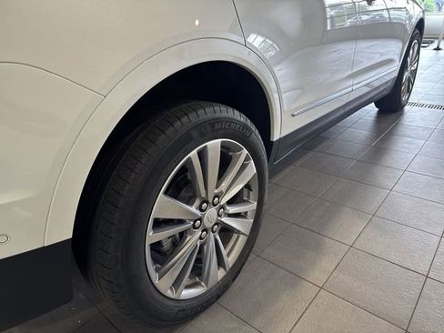 Certified 2024 Cadillac XT5 Premium Luxury w/ Technology Package AWD/4WD image 14