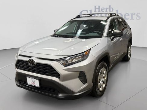 Used 2021 Toyota RAV4 LE AWD/4WD image 11