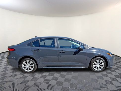 Used 2026 Toyota Corolla LE image 7