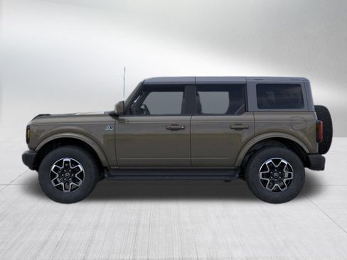New 2025 Ford Bronco Outer Banks image 3