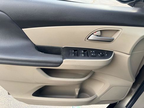 Used 2013 Honda Odyssey EX image 19