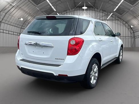 Used 2014 Chevrolet Equinox LS AWD/4WD image 5