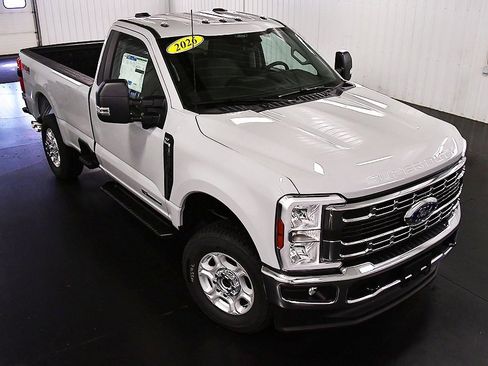 New 2026 Ford F350 XLT w/ 360-Degree Camera Package image 15