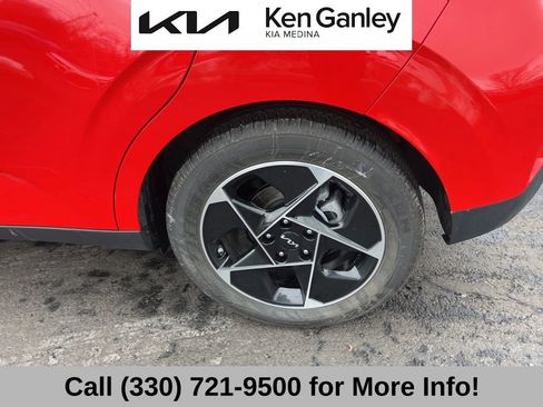 Certified 2025 Kia Soul EX image 24