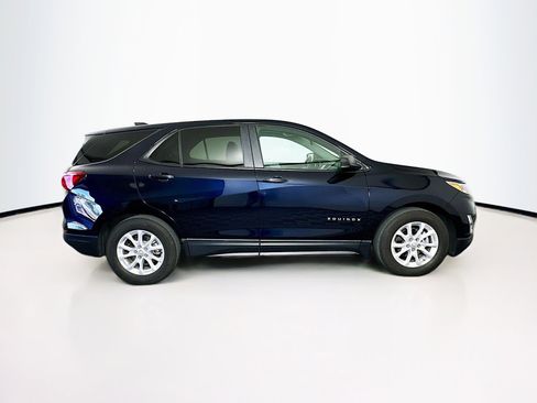 Used 2020 Chevrolet Equinox LS w/ LS Convenience Package image 10