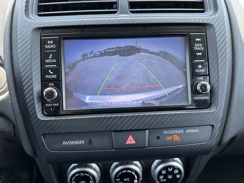 Used 2022 Mitsubishi Outlander Sport LE AWD/4WD image 32