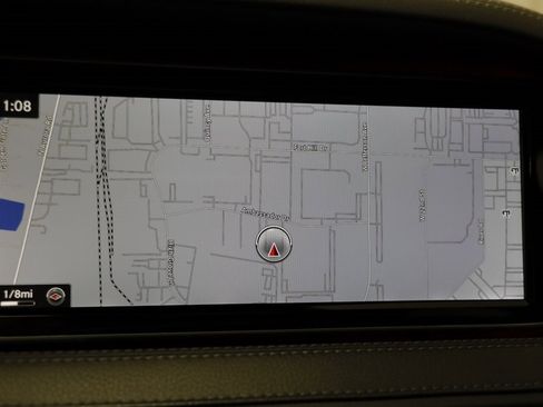 Used 2016 Mercedes-Benz S 550 4MATIC Sedan image 9