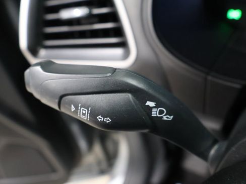 Used 2024 Ford Edge SEL image 35