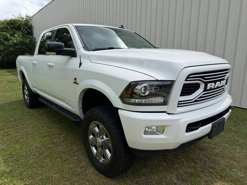 Used 2018 RAM 2500 Laramie w/ Sport Appearance Group AWD/4WD image 5