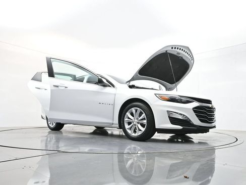 Used 2025 Chevrolet Malibu LT FWD image 41