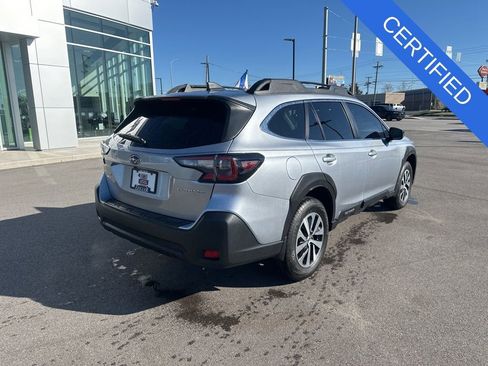 Certified 2025 Subaru Outback Premium AWD/4WD image 6