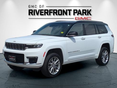 Used 2024 Jeep Grand Cherokee L Summit w/ Advanced Protech Group IV AWD/4WD image 7