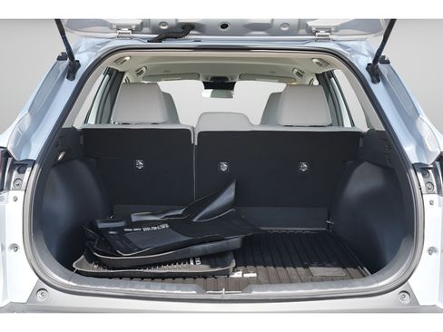 Used 2023 Toyota Corolla Cross L AWD/4WD image 11