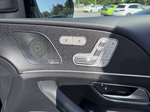 Used 2025 Mercedes-Benz GLS 450 4MATIC image 19
