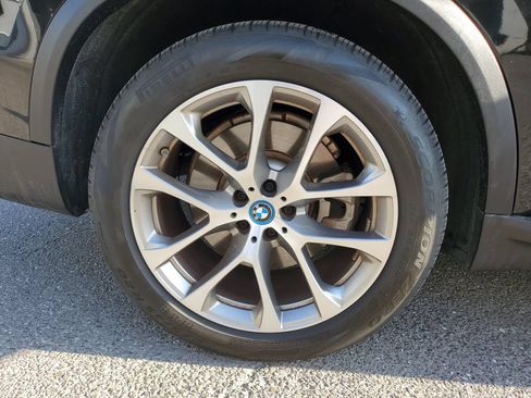 Used 2025 BMW X5 xDrive50e AWD/4WD image 5