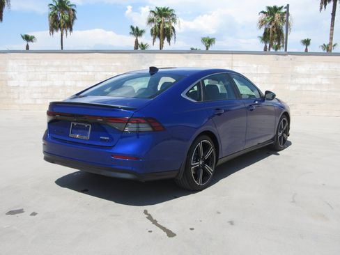 Used 2024 Honda Accord Sport image 5