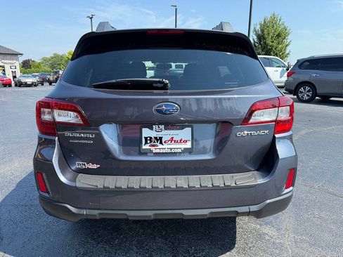 Used 2015 Subaru Outback 2.5i Premium AWD/4WD image 6
