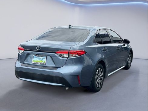 Used 2021 Toyota Corolla LE image 6