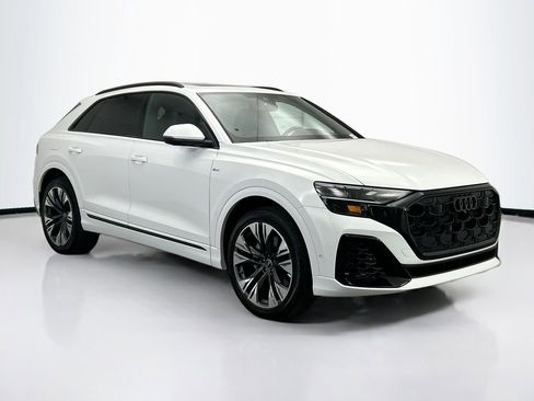 Certified 2025 Audi Q8 Premium Plus w/ Premium Plus Package image 3