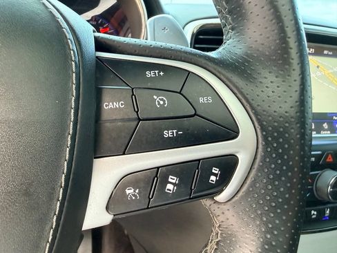 Used 2018 Jeep Grand Cherokee Trackhawk AWD/4WD image 46