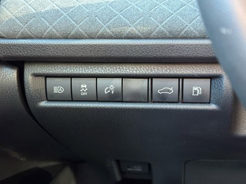 Used 2026 Toyota Camry XLE image 28