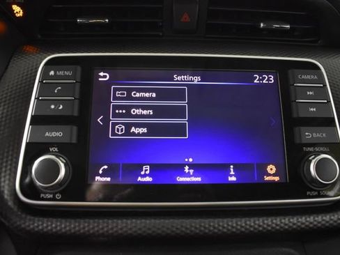 Used 2018 Nissan Kicks SV FWD image 20