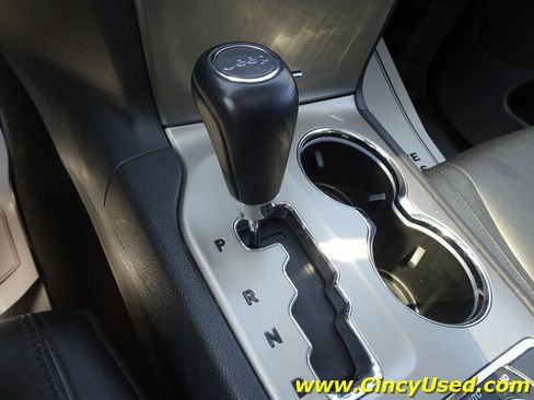 Used 2013 Jeep Grand Cherokee Laredo AWD/4WD image 20