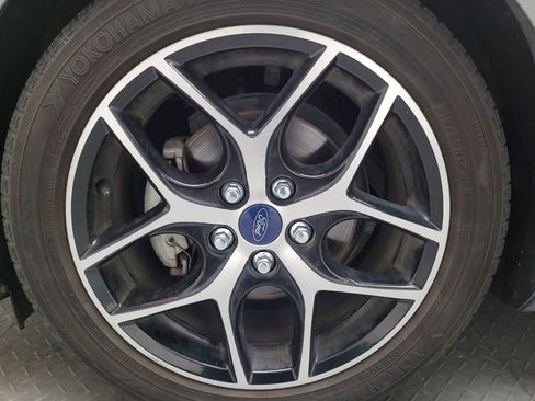 Used 2018 Ford Focus SEL FWD image 31