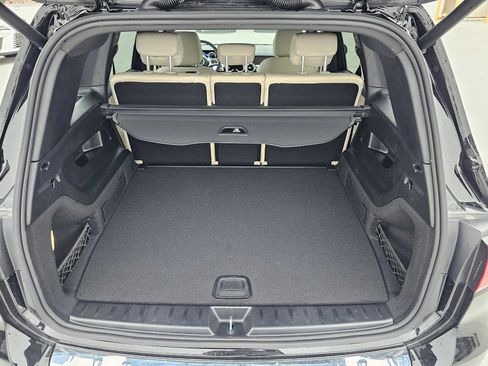 New 2026 Mercedes-Benz GLB 250 image 14