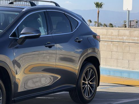 Used 2025 Lexus NX 250 FWD image 8