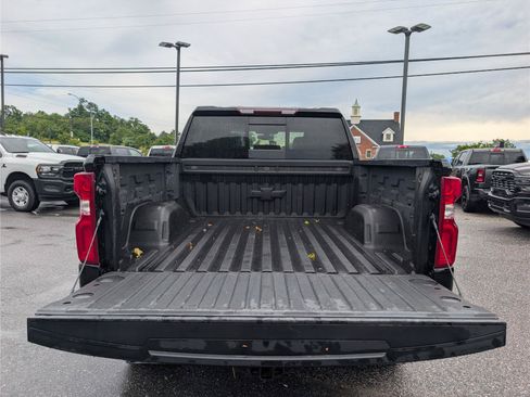 Used 2020 Chevrolet Silverado 1500 LT Trail Boss AWD/4WD image 14