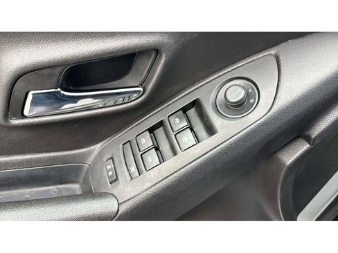 Used 2020 Chevrolet Trax LS w/ Tint and Cruise Package image 18