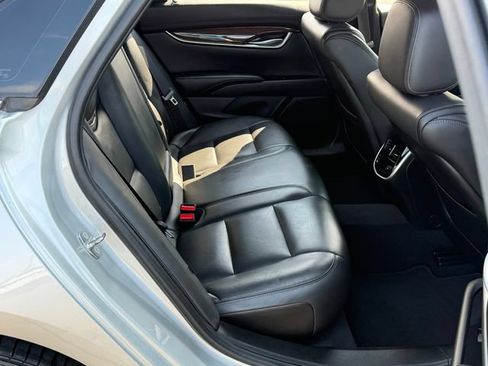 Used 2017 Cadillac XTS Luxury FWD image 24